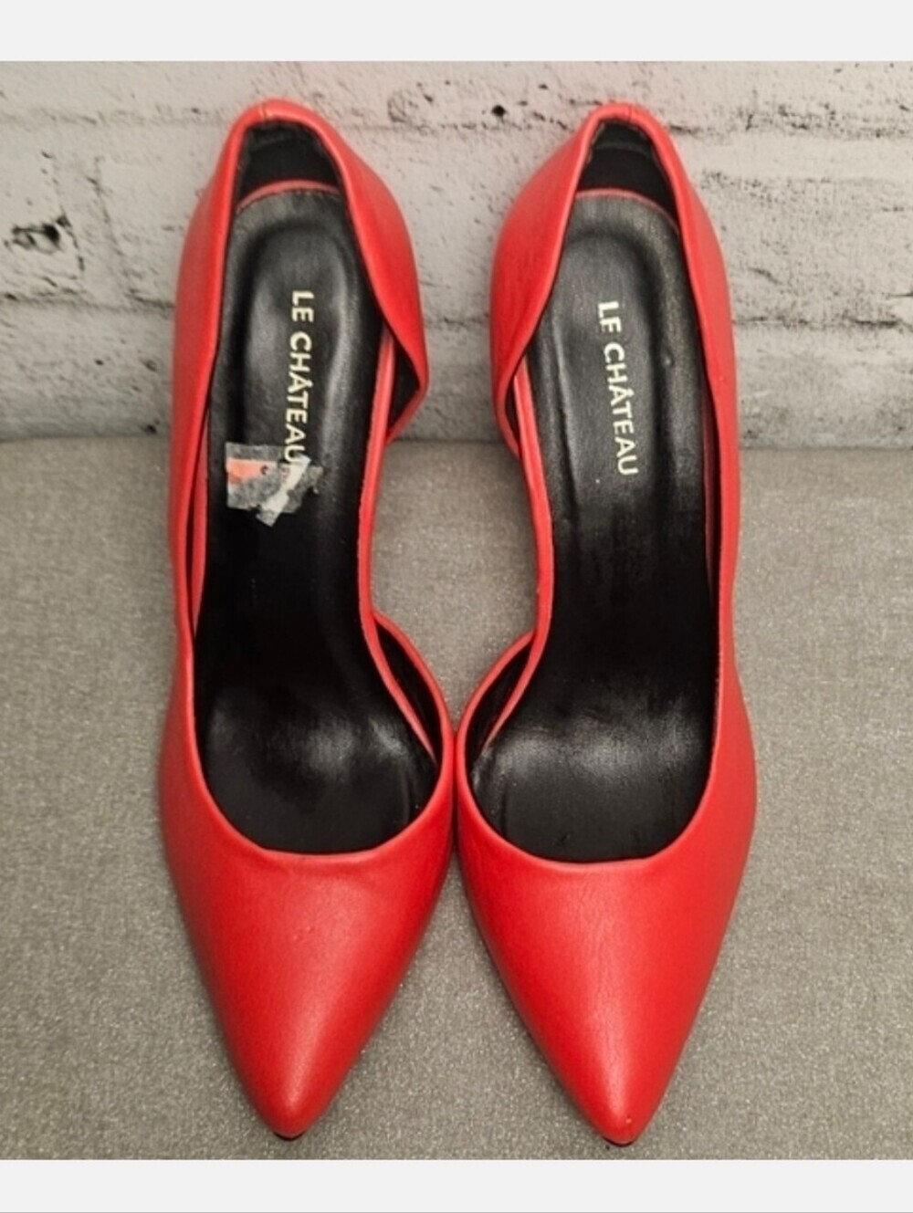 Le Chateau Red Pointed Toe Stiletto Pumps Classic Heels Size 8 - Picture 5 of 6